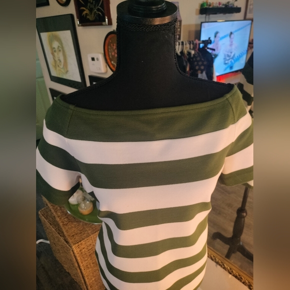 Vintage Ann Taylor boat neck top. Size Large. - Picture 2 of 3